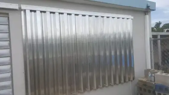 Tormentera de aluminio instalada por Express Aluminum — foto 4